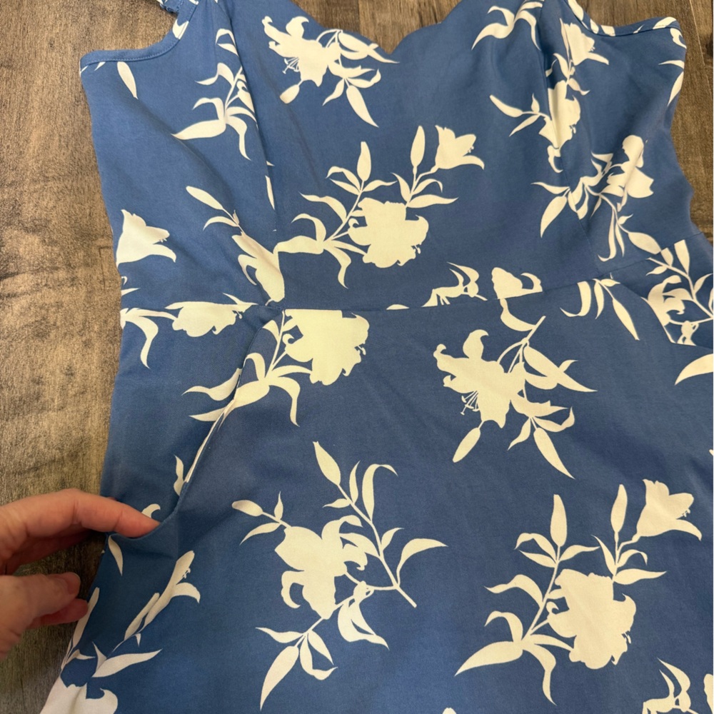 41 Hawthorn Blue and White Floral Mini Dress - Picture 3 of 5